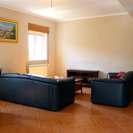 Peaceful In Sao Martinho De Mouros With Private Pool Villa *