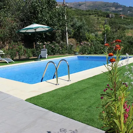 Peaceful In Sao Martinho De Mouros With Private Pool