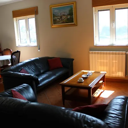 Peaceful In Sao Martinho De Mouros With Private Pool Villa